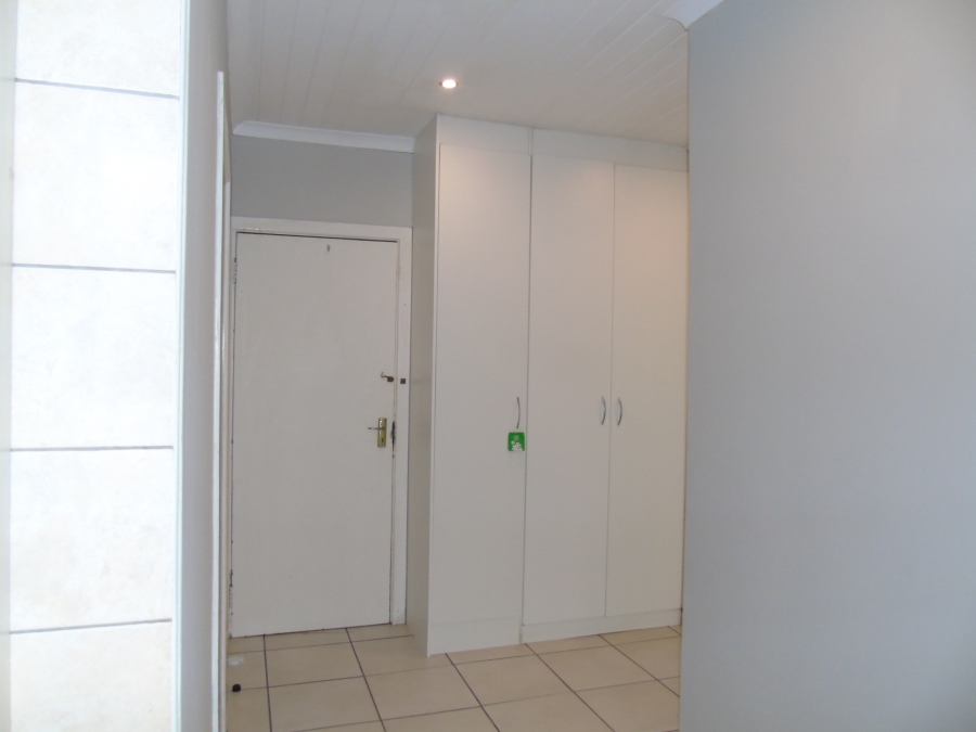 To Let 3 Bedroom Property for Rent in Beacon Bay Eastern Cape